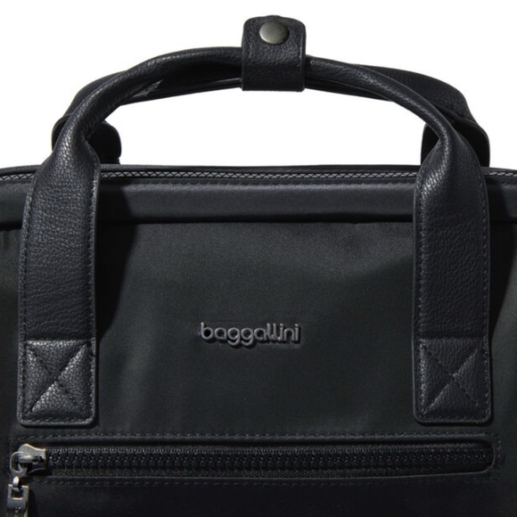BAGGALLINI - SoHo Backpack - NEW - Picture 8 of 9